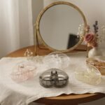 VANTO Fancy Crystal Interlocking Hair Clip | Transparent Audi Jaw Clamp Hair Clip for Women & Girls | Stylish Strong Grip Hair Accessories for Daily use & All Occasions (Size-Big) - Image 3