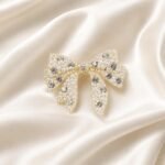 VANTO Metal Bow Clutcher Hair Clip for Women & Girls, Elegant Bow Design Hair Claw Clip, Strong Hold Hair Accessory for Daily Wear, Party, Office and Casual Styling, Pack of 1 - Image 4